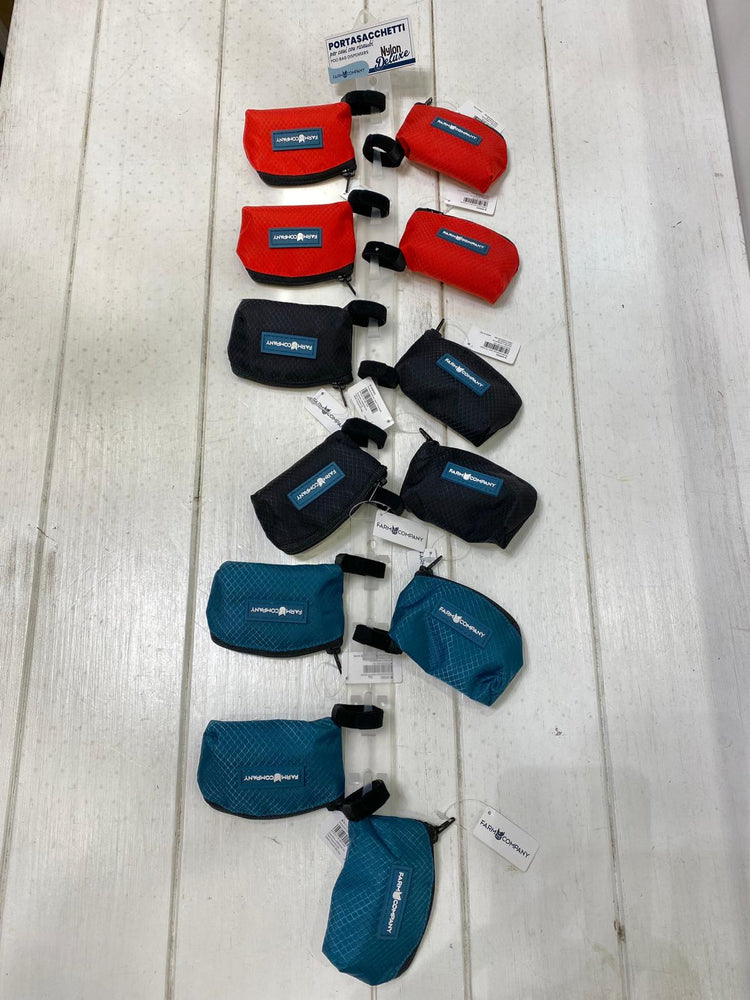 Farm Company - Fido Roll sacchetti e portasacchetti